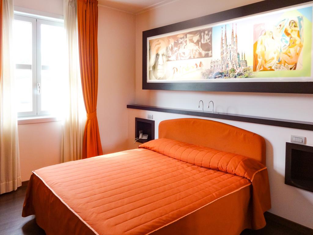 Hotel Mito Ossona Buitenkant foto