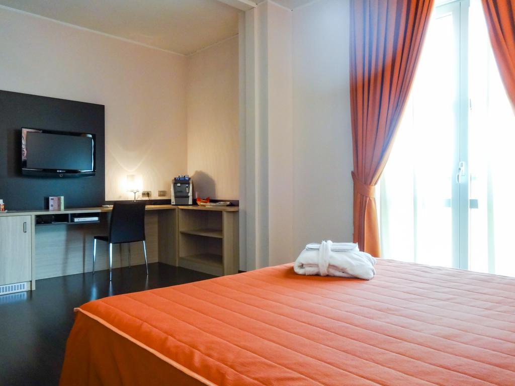 Hotel Mito Ossona Buitenkant foto
