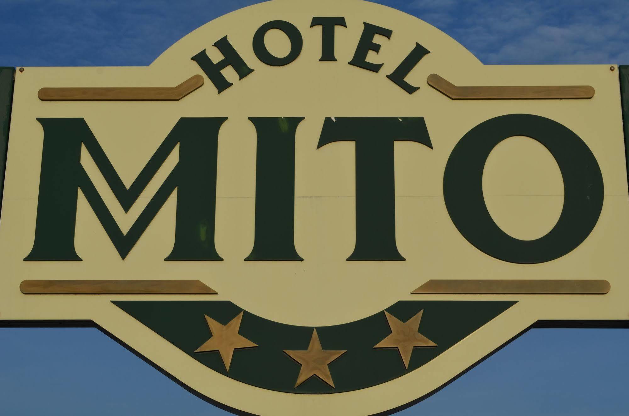 Hotel Mito Ossona Buitenkant foto